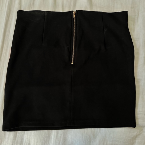 Stella Morgan Bandage Skirt - Picture 2 of 3